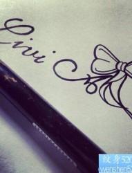 蝴蝶结字母纹身纹身手稿图案