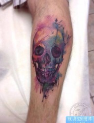 腿部彩色欧美骷髅头纹身图案