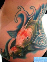 侧腰鱼纹身图案