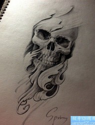 一款黑灰素描骷髅纹身手稿图案