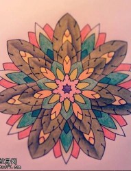 一款彩色梵花纹身手稿图片