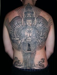 JONDIX的好友的背部纹身作品