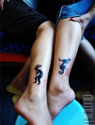 情侣脚踝个性的图腾纹身