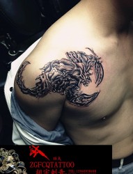 蝎子纹身-巨蟹纹身-过肩纹身作品