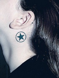 简单个性五角星纹身