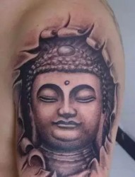 大臂传统佛祖纹身