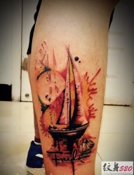 小腿部好看的帆船纹身