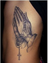 一组祈祷之手纹身图案