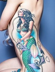 漂亮的大面积美人鱼纹身图案