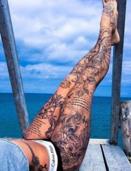 15款漂亮的花腿纹身图案