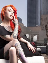 漂亮性感的纹身女性图片