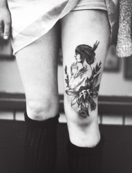 性感女性腿部黑白美女独特刺青