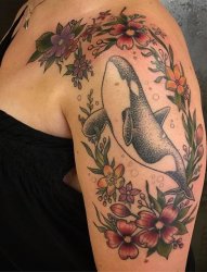 10款可爱的动物纹身鲸鱼卡通纹身小图案