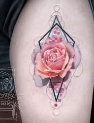 漂亮的花朵纹身粉红小清新几何花纹身图案