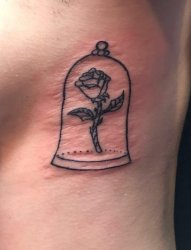 女生侧腰上纹身黑白灰风格几何元素纹身小清新植物纹身花朵纹身图片