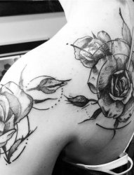 一组个性纹身女孩喜爱的花朵纹身图案大全图片