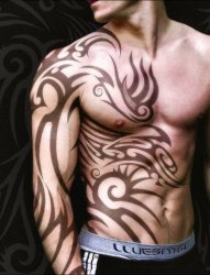 霸气十足的男生手臂上黑色线条几何元素创意图腾花臂纹身图案
