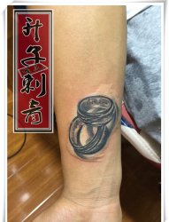 手臂纹身 戒指纹身 英文字母纹身图案 重庆铜梁纹身升子刺青作品