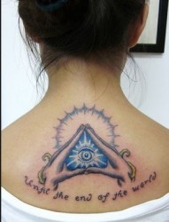 女性纹身纹身图案之上帝之眼