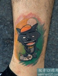 腿上的个性卡通灰太狼纹身图片