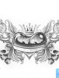 一张超酷经典的爱心皇冠纹身手稿