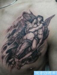 胸部经典的黑灰天使纹身图片
