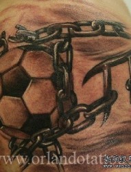 素描足球纹身图片