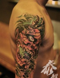 手臂流行很酷的一张彩色般若纹身图片