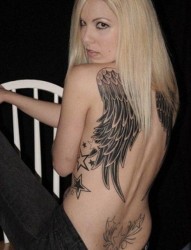 最牛逼的欧美美女背部翅膀纹身图欣赏