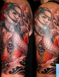 一张手臂古典美女蛇纹身图案