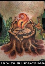 颈部树木火焰个性纹身图案