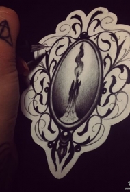 欧美school黑灰镜子蜡烛纹身图案手稿