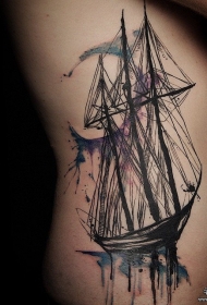 侧腰欧美泼墨线条帆船纹身图案