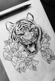 欧美写实老虎花蕊纹身图案手稿