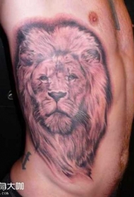 腰部狮子头像纹身图案