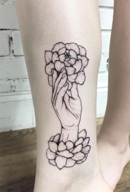 小臂欧美花卉手线条纹身图案