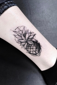 脚踝欧美线条菠萝纹身图案