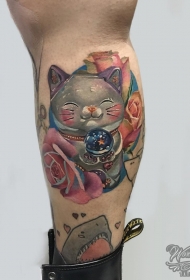 小腿招财猫玫瑰水晶球写实纹身图案