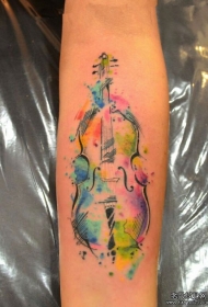 小臂小提琴泼墨彩色泼墨纹身图案