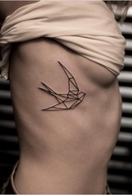 侧腰简单清新几何线条燕子纹身图案
