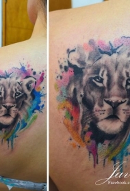 背部彩色狮子头泼墨纹身图案
