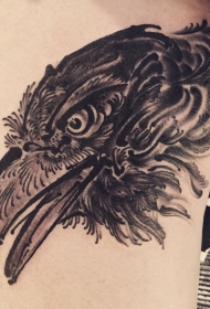 侧腰乌鸦头像纹身图案