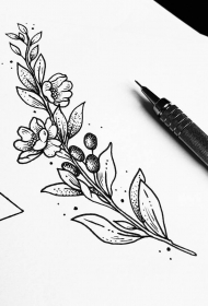 小清新花卉线条手稿图案