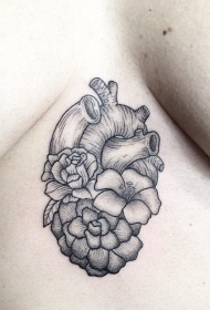 胸部性感线条花蕊心脏纹身tattoo图案