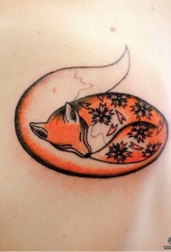 背部小清新狐狸彩色纹身图案