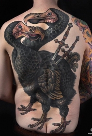 背部欧美秃鹫匕首纹身图案