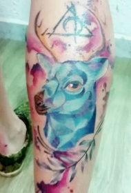 小腿水彩画般的小鹿与神秘符号纹身图案