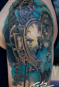 手臂彩色的幻想世界时钟纹身图案