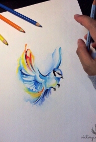 水彩泼墨飞翔的鸟纹身图案手稿