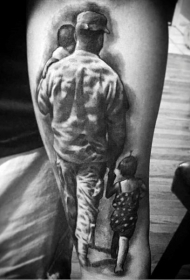 手臂3D黑色的父亲与儿童纹身图案